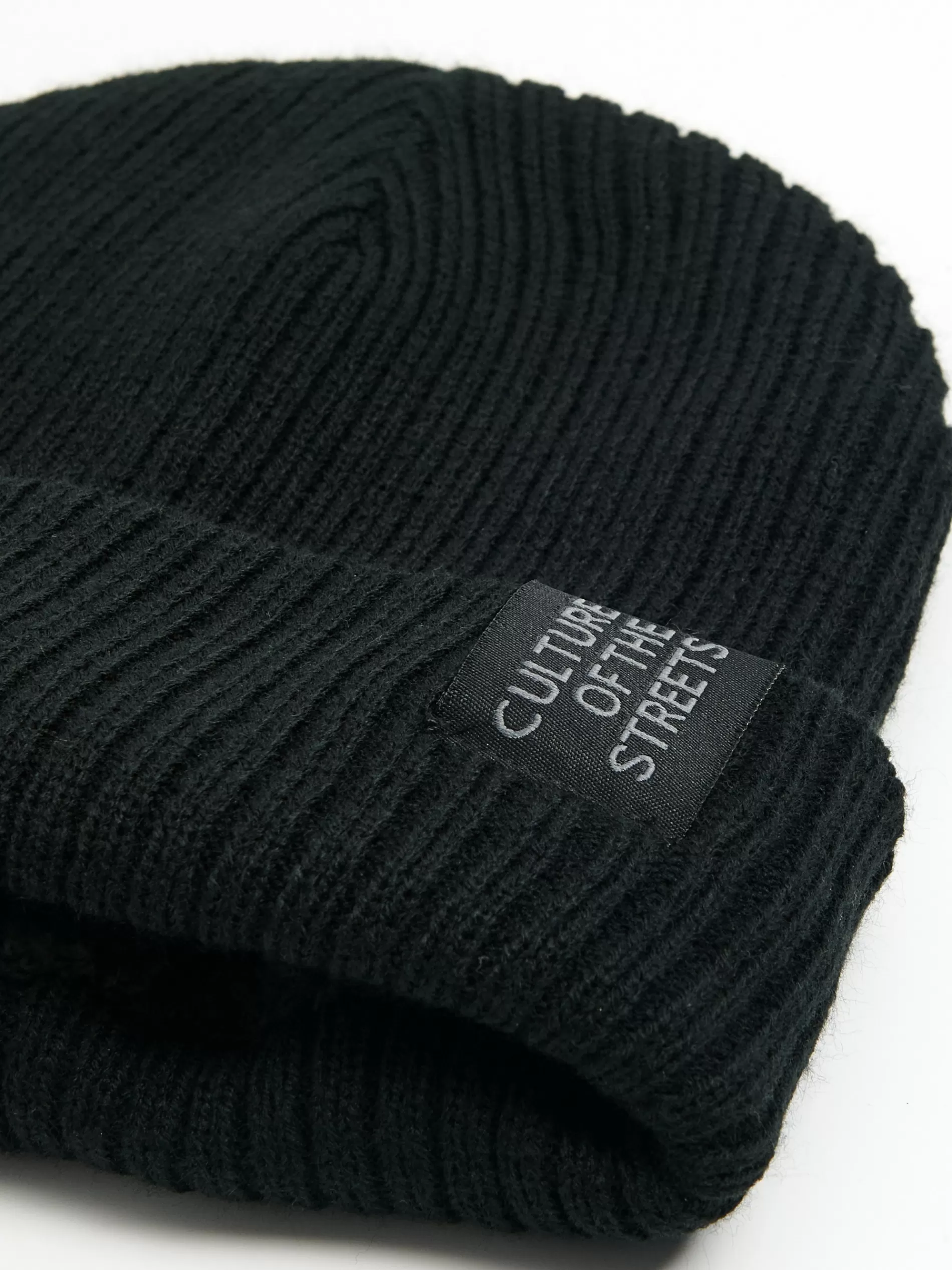 Cropp Czapki | Czarna czapka beanie z naszywką czarny