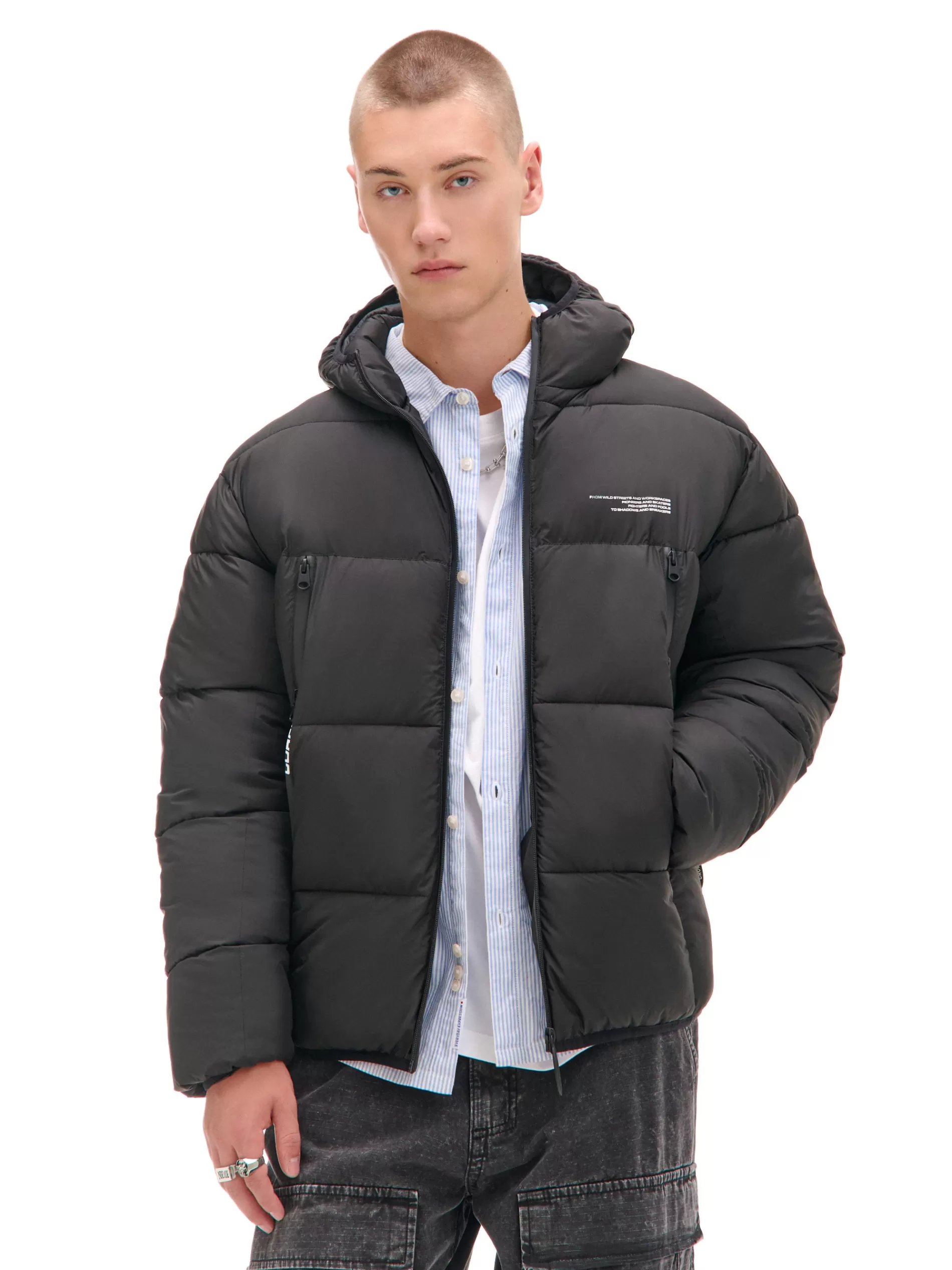 Cropp Kurtki Zimowe | Kurtki, Płaszcze | Czarna pikowana kurtka puffer czarny