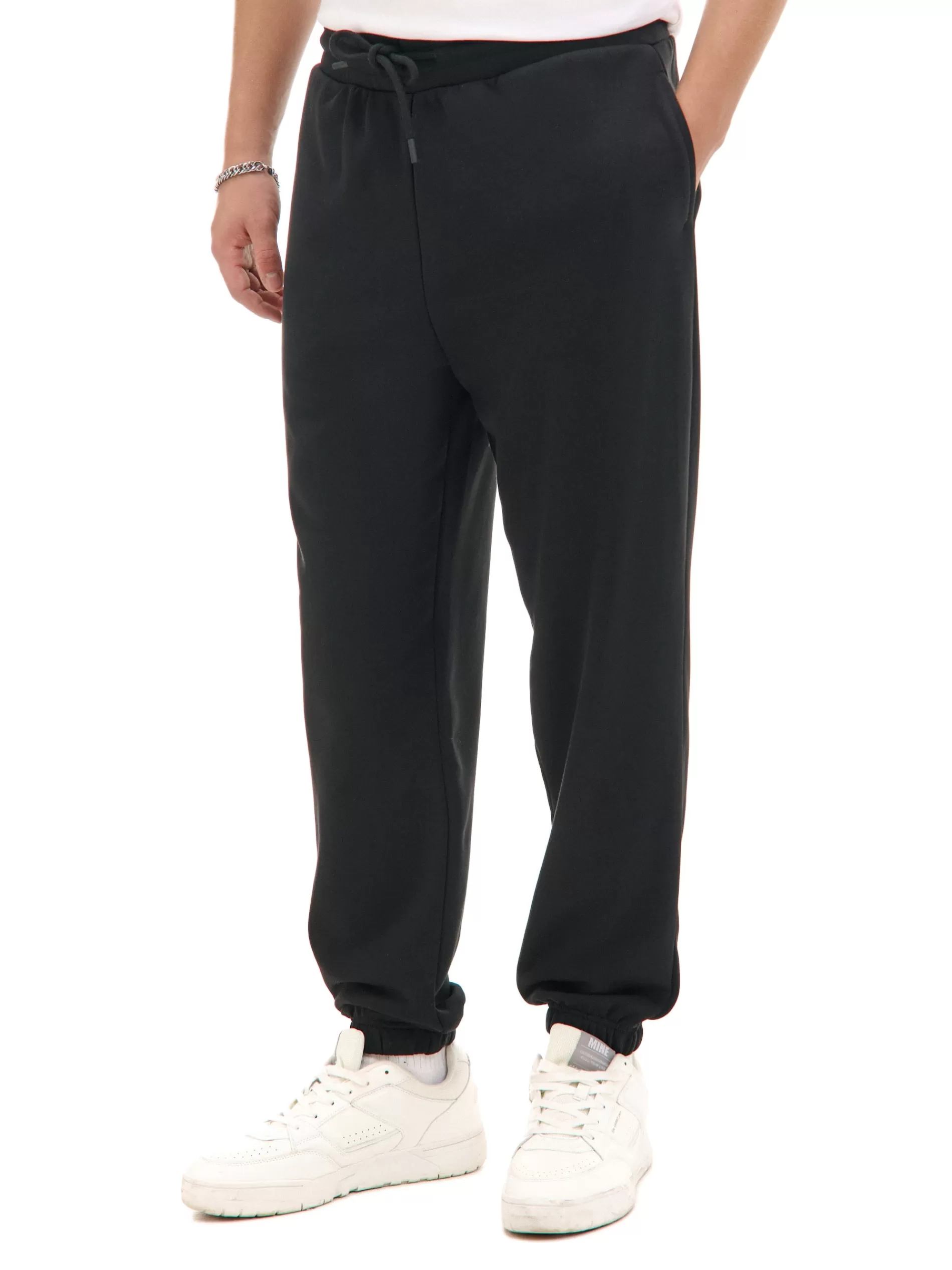 Cropp Spodnie | Czarne spodnie dresowe joggery basic czarny