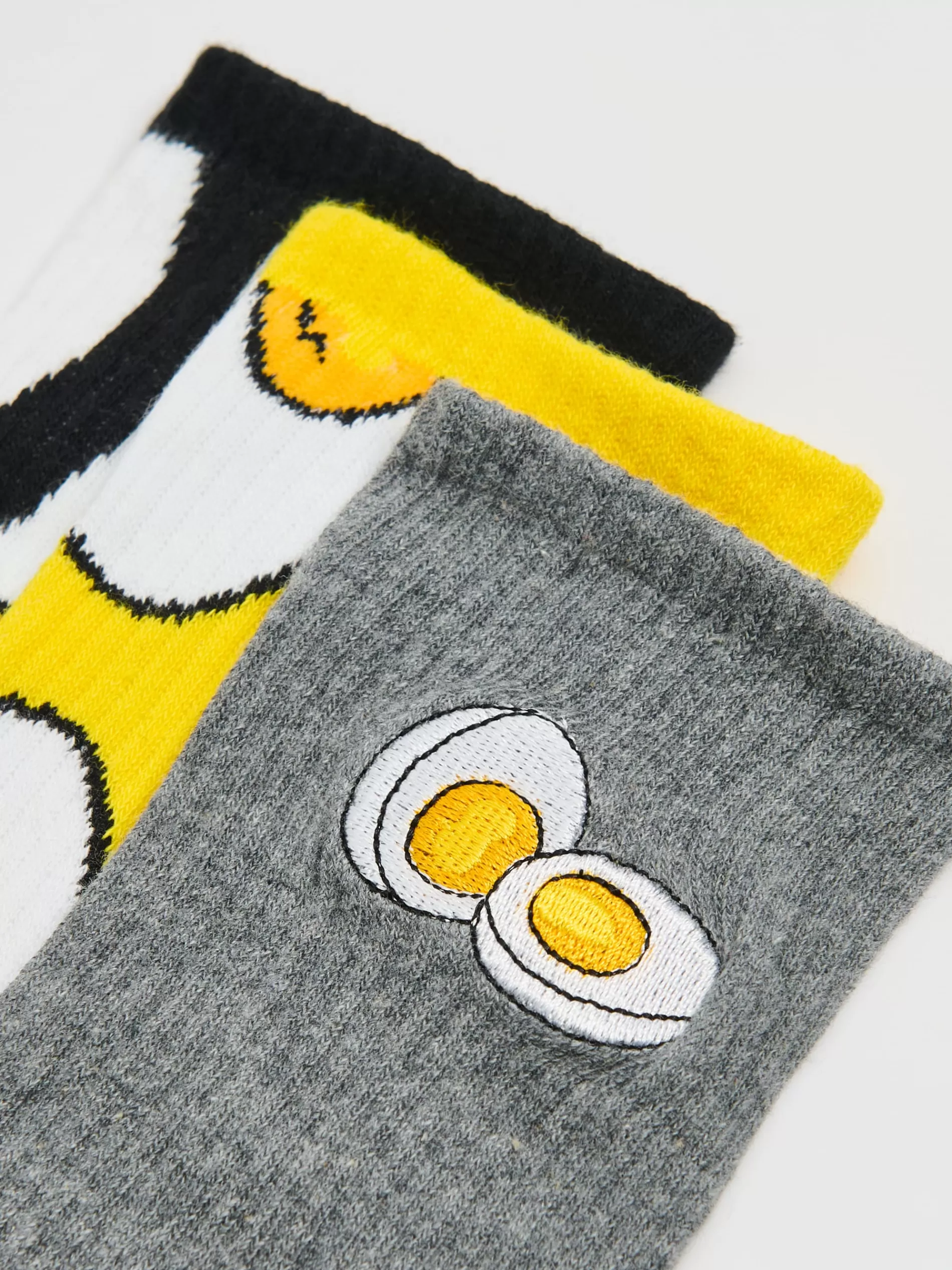 Cropp Skarpetki | 3 pack skarpet z motywem jajek żółty