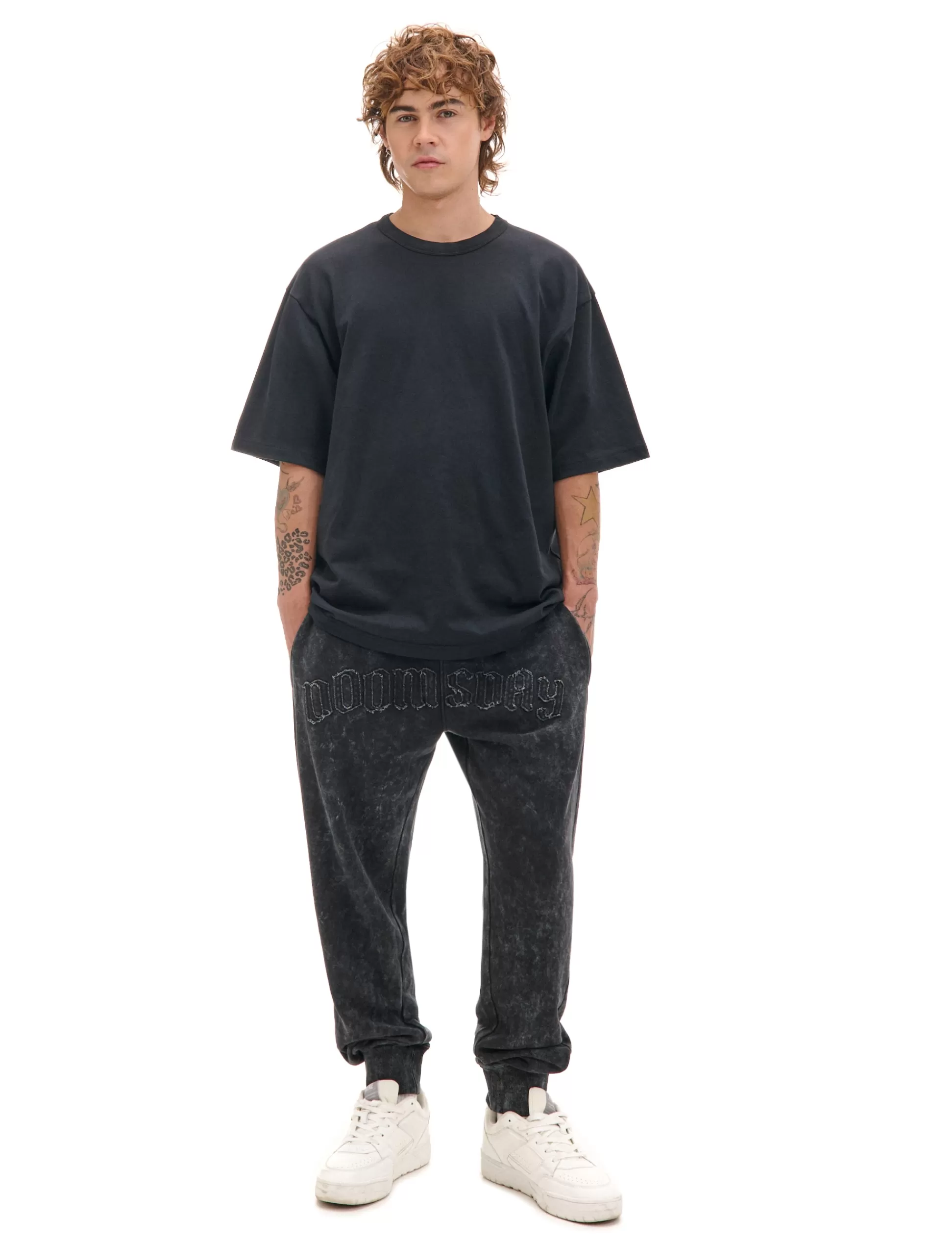 Cropp Spodnie | Spodnie joggery regular z napisem szary